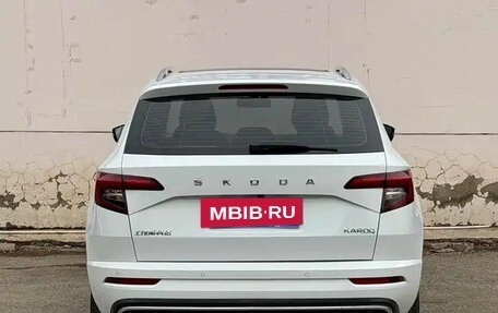 Skoda Karoq I, 2022 год, 1 820 004 рублей, 5 фотография