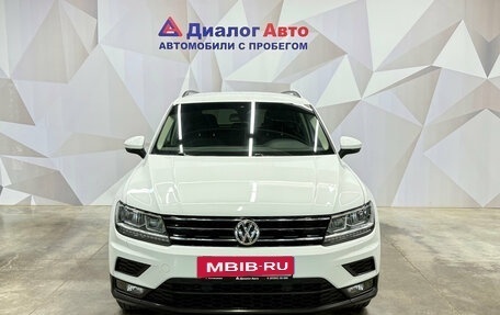 Volkswagen Tiguan II, 2020 год, 2 670 000 рублей, 2 фотография