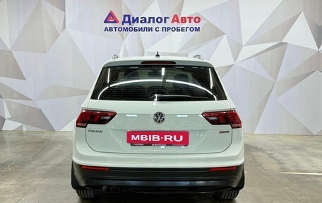 Volkswagen Tiguan II, 2020 год, 2 670 000 рублей, 6 фотография
