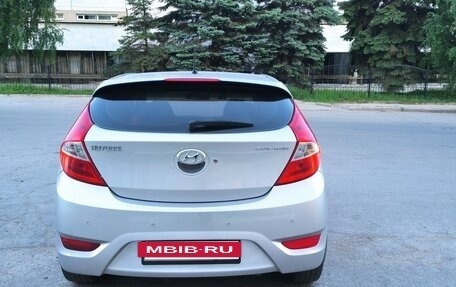 Hyundai Solaris II рестайлинг, 2012 год, 740 000 рублей, 4 фотография