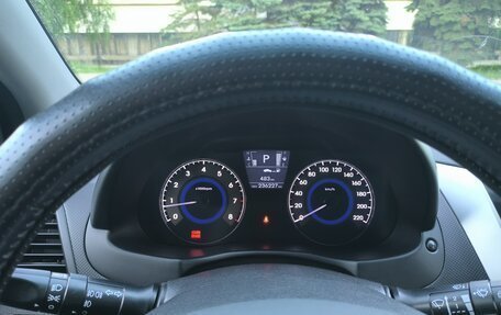 Hyundai Solaris II рестайлинг, 2012 год, 740 000 рублей, 12 фотография