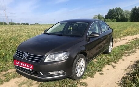Volkswagen Passat B7, 2011 год, 1 000 000 рублей, 3 фотография