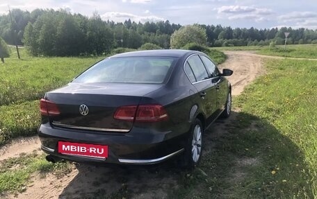Volkswagen Passat B7, 2011 год, 1 000 000 рублей, 2 фотография