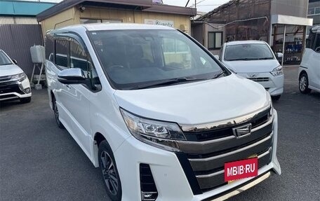 Toyota Noah III, 2021 год, 1 957 009 рублей, 8 фотография