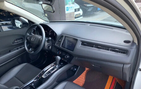 Honda Vezel, 2022 год, 1 480 002 рублей, 12 фотография