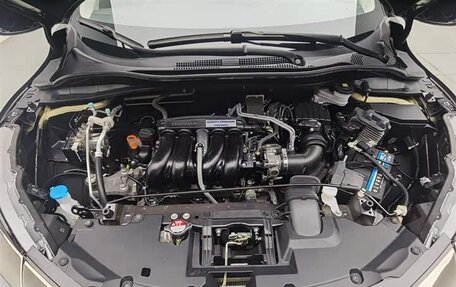 Honda Vezel, 2021 год, 1 300 000 рублей, 20 фотография
