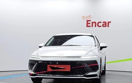 Hyundai Sonata VIII, 2023 год, 1 820 000 рублей, 3 фотография