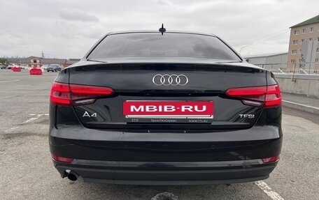 Audi A4, 2017 год, 2 550 000 рублей, 7 фотография