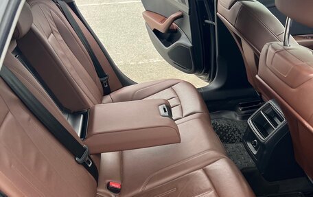 Audi A4, 2017 год, 2 550 000 рублей, 11 фотография