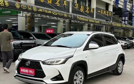 Toyota Yaris XP150 рестайлинг, 2023 год, 1 300 000 рублей, 1 фотография