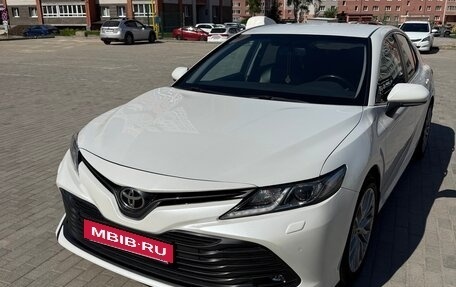Toyota Camry, 2018 год, 2 500 000 рублей, 4 фотография