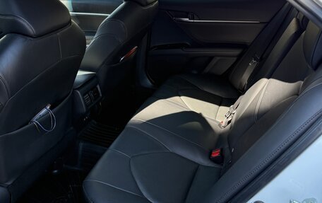Toyota Camry, 2018 год, 2 500 000 рублей, 10 фотография