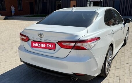 Toyota Camry, 2018 год, 2 500 000 рублей, 7 фотография