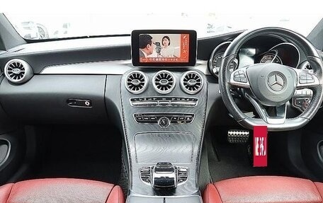 Mercedes-Benz C-Класс, 2017 год, 1 840 000 рублей, 13 фотография