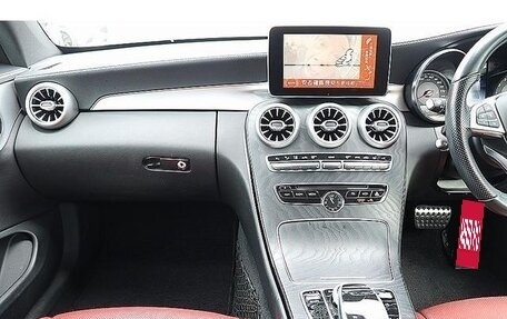 Mercedes-Benz C-Класс, 2017 год, 1 840 000 рублей, 40 фотография