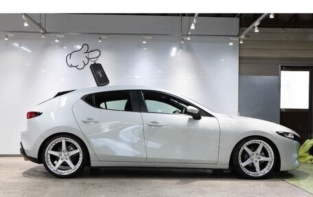 Mazda 3, 2022 год, 1 575 000 рублей, 5 фотография