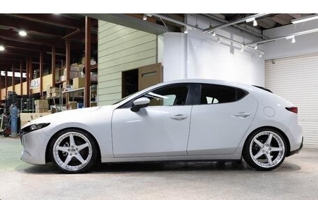 Mazda 3, 2022 год, 1 575 000 рублей, 9 фотография