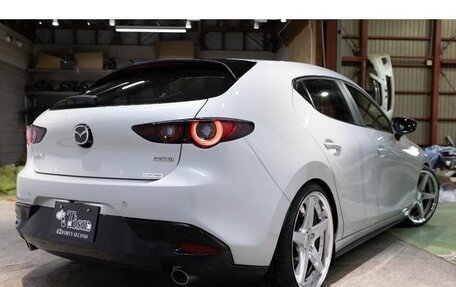 Mazda 3, 2022 год, 1 575 000 рублей, 20 фотография