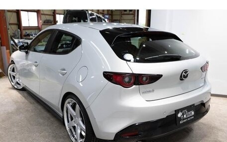 Mazda 3, 2022 год, 1 575 000 рублей, 13 фотография