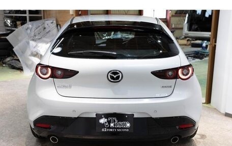 Mazda 3, 2022 год, 1 575 000 рублей, 18 фотография