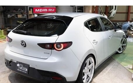 Mazda 3, 2022 год, 1 575 000 рублей, 21 фотография