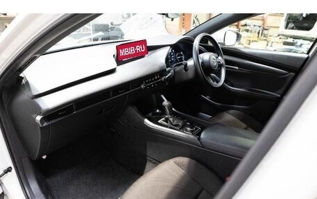 Mazda 3, 2022 год, 1 575 000 рублей, 32 фотография