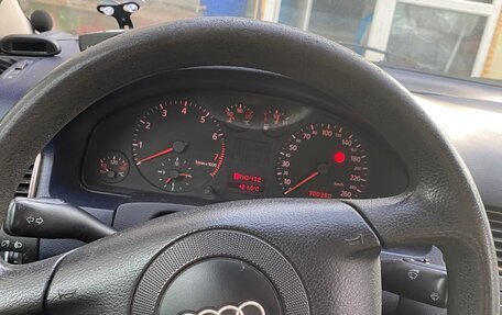 Audi A6, 1998 год, 450 000 рублей, 3 фотография