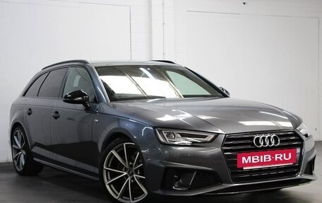 Audi A4, 2019 год, 1 960 000 рублей, 2 фотография