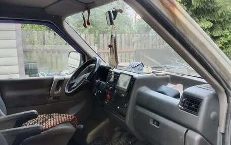 Volkswagen Caravelle T4, 1991 год, 300 000 рублей, 3 фотография