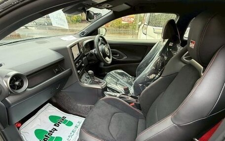 Toyota Yaris, 2025 год, 4 900 000 рублей, 12 фотография