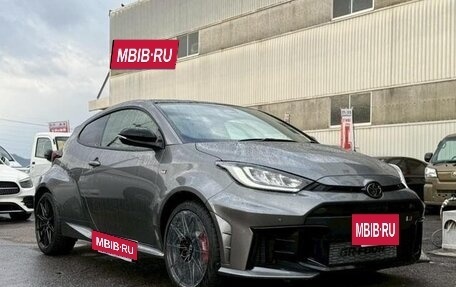 Toyota Yaris, 2025 год, 4 900 000 рублей, 3 фотография