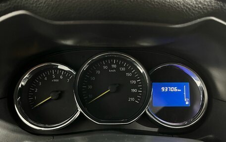 Renault Duster I рестайлинг, 2017 год, 1 350 000 рублей, 13 фотография