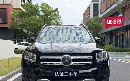 Mercedes-Benz GLB, 2022 год, 1 900 000 рублей, 2 фотография