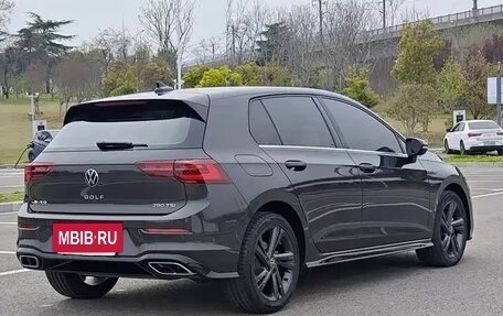Volkswagen Golf VIII, 2023 год, 1 980 000 рублей, 4 фотография