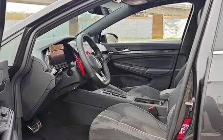 Volkswagen Golf VIII, 2023 год, 1 980 000 рублей, 7 фотография