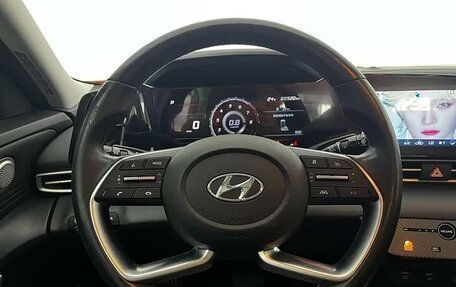 Hyundai Elantra, 2021 год, 1 300 000 рублей, 10 фотография