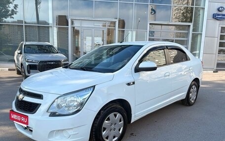 Chevrolet Cobalt II, 2014 год, 639 000 рублей, 2 фотография