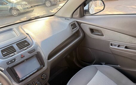 Chevrolet Cobalt II, 2014 год, 639 000 рублей, 13 фотография