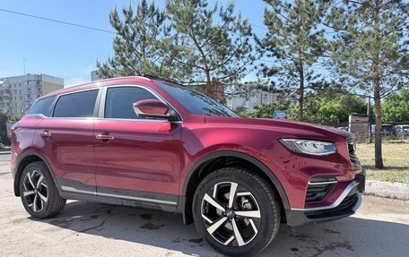 Geely Atlas, 2023 год, 2 100 000 рублей, 3 фотография