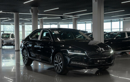 Skoda Superb III рестайлинг, 2025 год, 3 400 000 рублей, 2 фотография