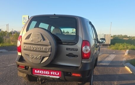 Chevrolet Niva I рестайлинг, 2016 год, 780 000 рублей, 2 фотография