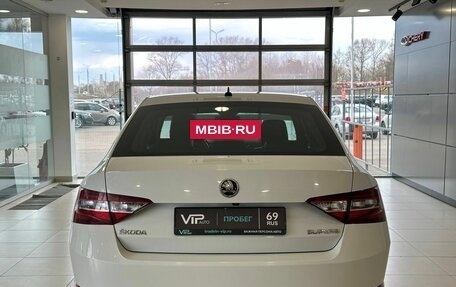 Skoda Superb III рестайлинг, 2015 год, 1 517 000 рублей, 5 фотография