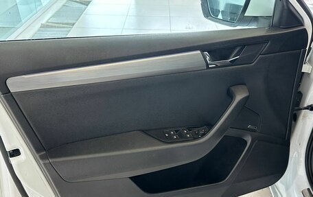 Skoda Superb III рестайлинг, 2015 год, 1 517 000 рублей, 13 фотография