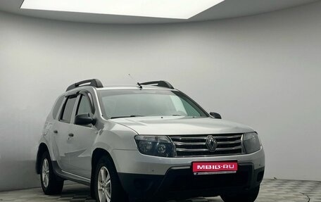 Renault Duster I рестайлинг, 2014 год, 823 000 рублей, 1 фотография