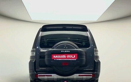 Mitsubishi Pajero IV, 2011 год, 1 690 000 рублей, 6 фотография