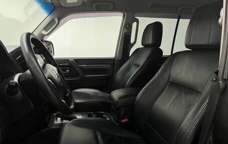 Mitsubishi Pajero IV, 2011 год, 1 690 000 рублей, 17 фотография