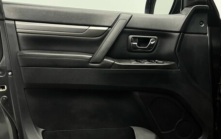 Mitsubishi Pajero IV, 2011 год, 1 690 000 рублей, 19 фотография