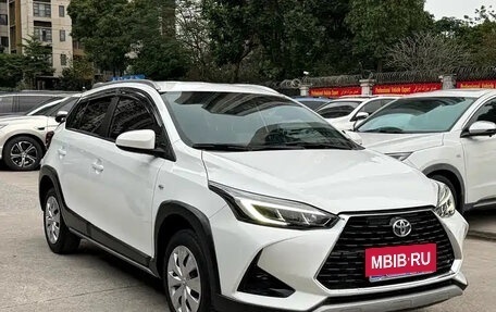 Toyota Yaris XP150 рестайлинг, 2023 год, 1 300 000 рублей, 3 фотография