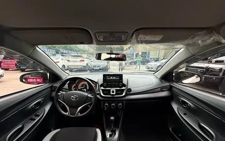 Toyota Yaris XP150 рестайлинг, 2023 год, 1 300 000 рублей, 9 фотография