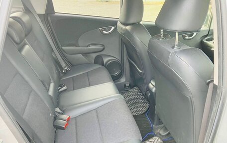 Honda Fit Shuttle I рестайлинг, 2014 год, 740 000 рублей, 13 фотография